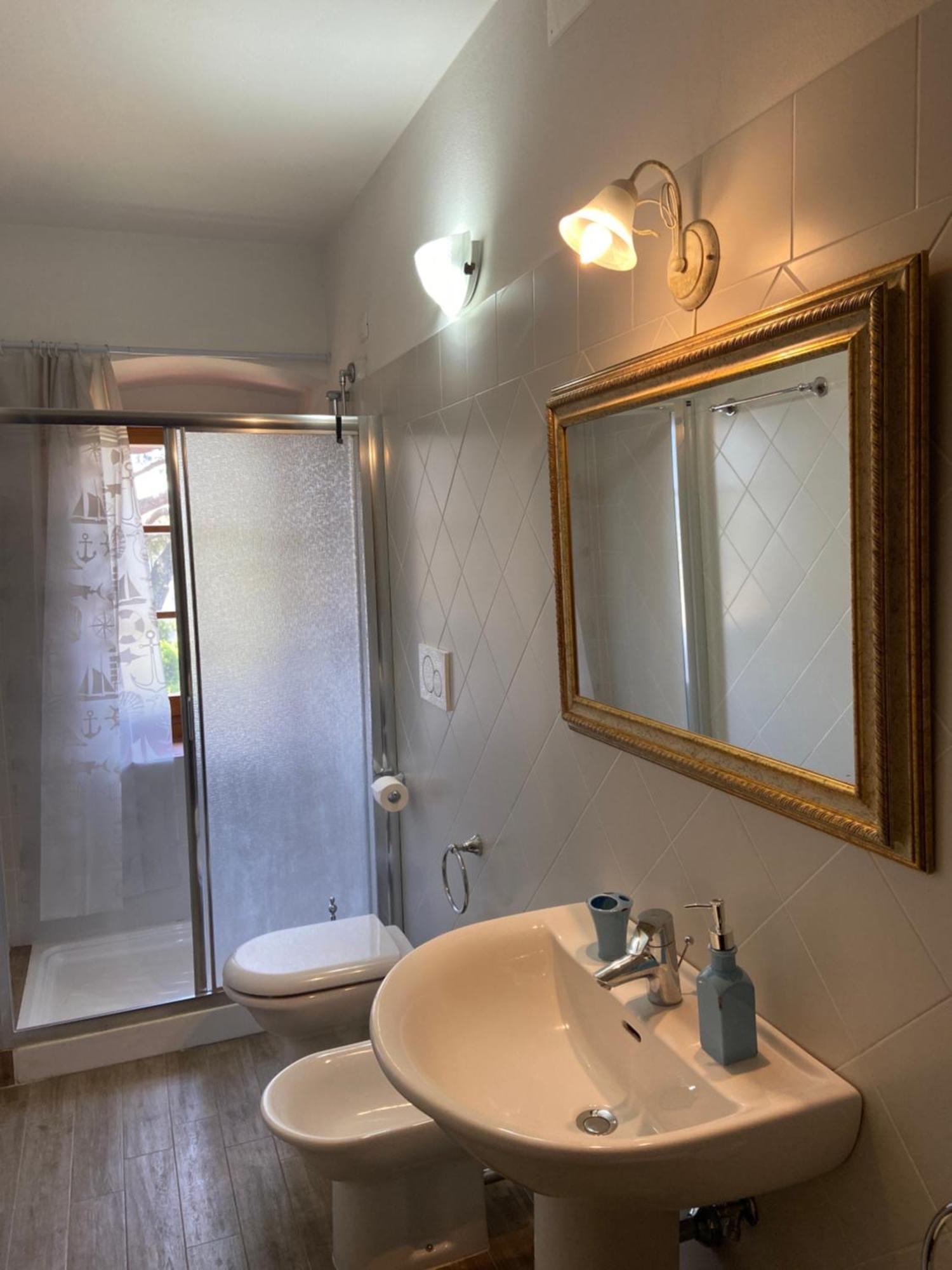 Agriturismo Podere Rondinaio ลัมปอเรคคิโอ ภายนอก รูปภาพ