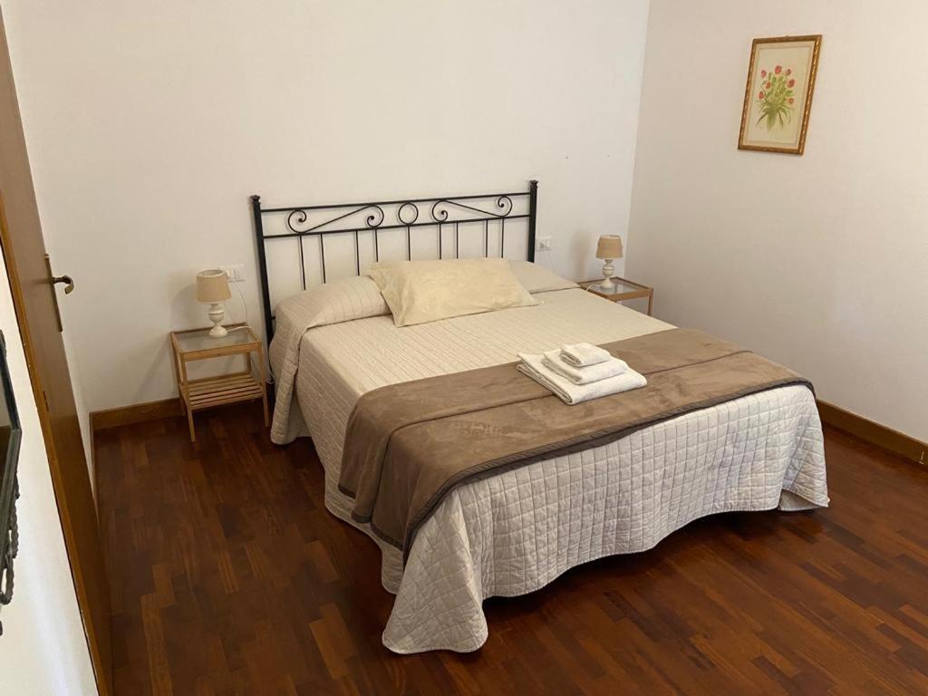 Agriturismo Podere Rondinaio ลัมปอเรคคิโอ ภายนอก รูปภาพ
