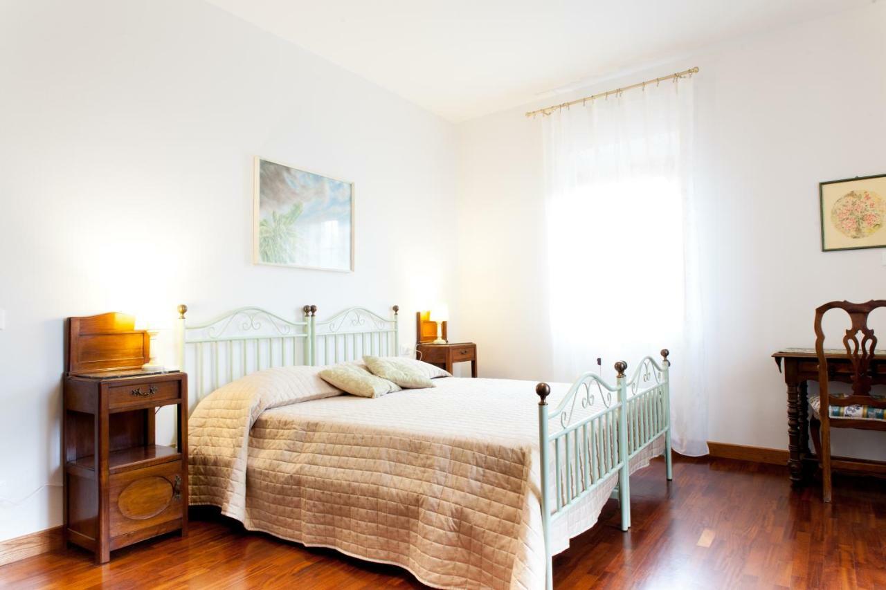 Agriturismo Podere Rondinaio ลัมปอเรคคิโอ ภายนอก รูปภาพ