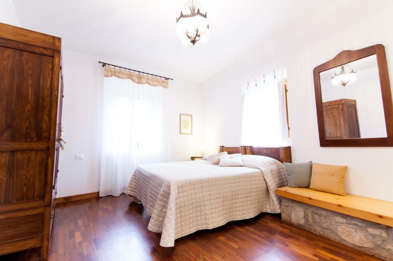 Agriturismo Podere Rondinaio ลัมปอเรคคิโอ ภายนอก รูปภาพ