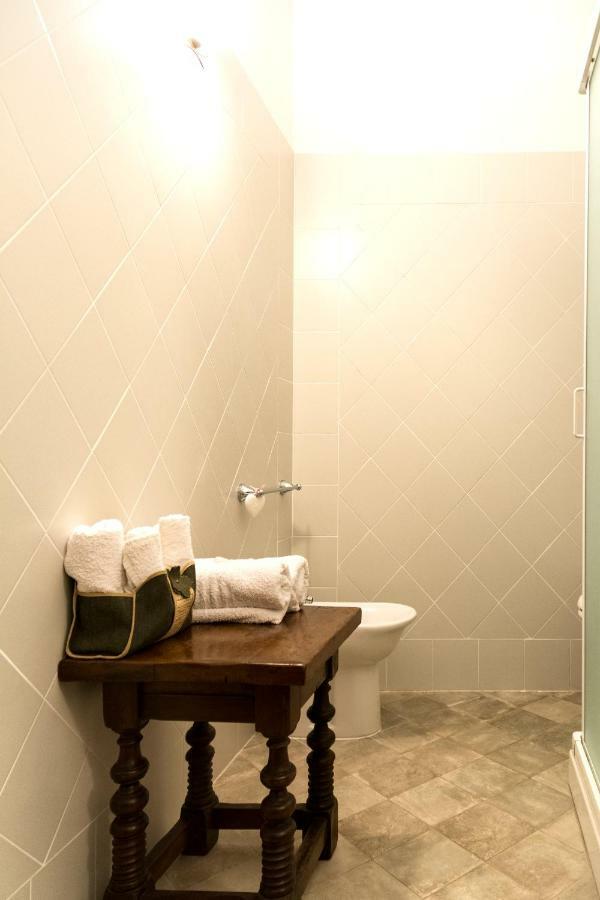 Agriturismo Podere Rondinaio ลัมปอเรคคิโอ ภายนอก รูปภาพ