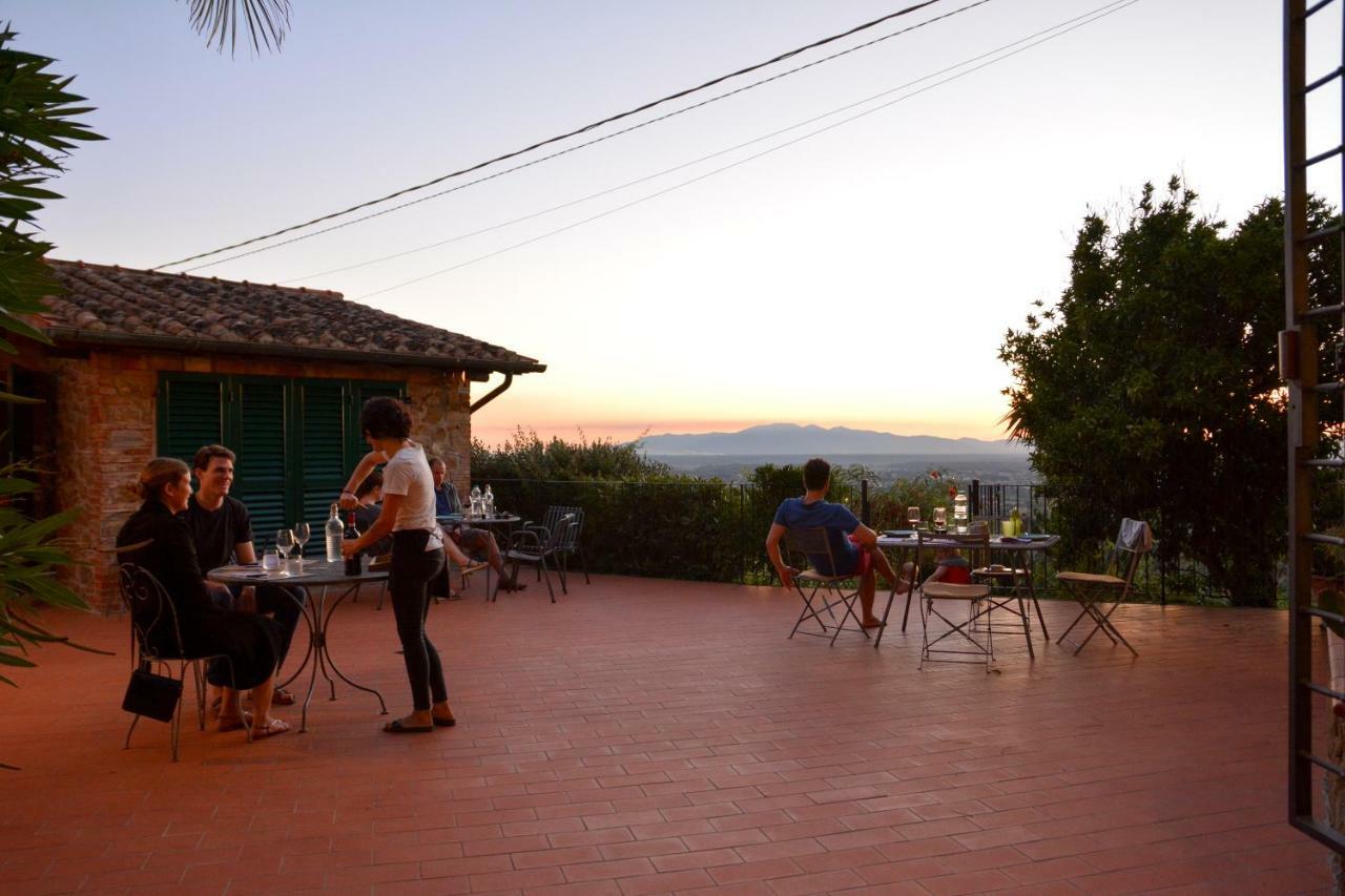 Agriturismo Podere Rondinaio ลัมปอเรคคิโอ ภายนอก รูปภาพ